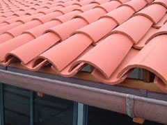 plain red canl tiles on the Gold Coast